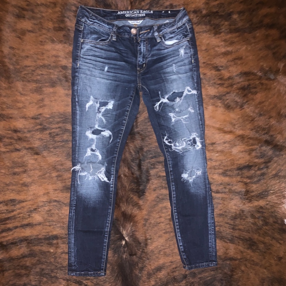 American Eagle Distressed Jeans